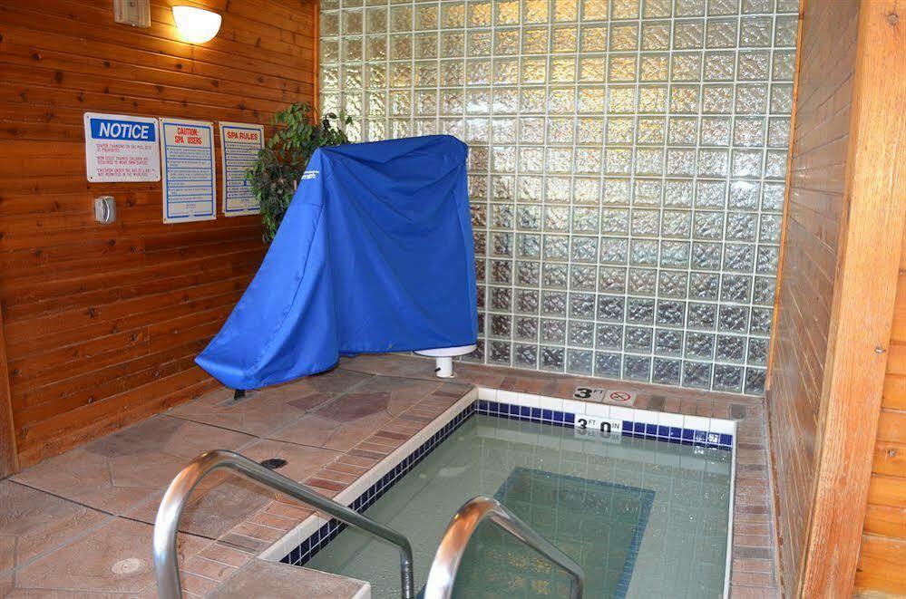 Days Inn & Suites By Wyndham Madison Dış mekan fotoğraf